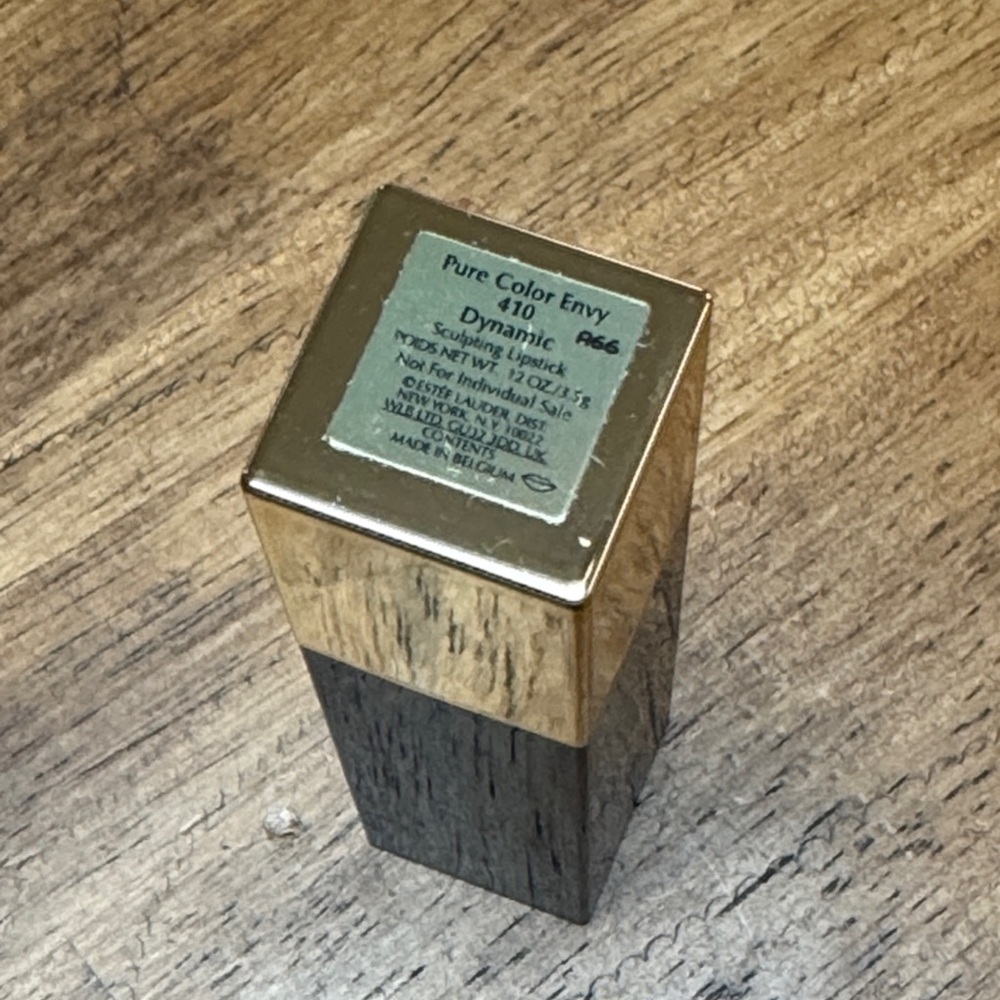 Estee Lauder Blush Set with Red and Pink Shades with lipstick and bag - Picture 11 of 15